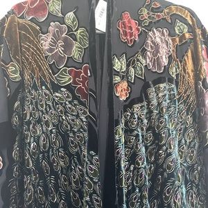 Exquisite Velvet Embellished Kimono
